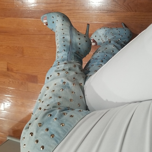 Brand New Denim Studded Boots size 10 - Picture 3 of 9